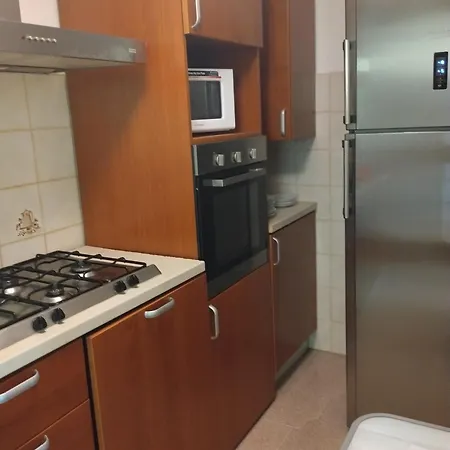 Pensión La Montecchia House 4*