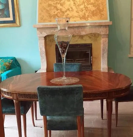 La Montecchia House Гостевой дом 4*